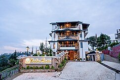 Yecha House - Mountain & Lake View Retreat, Bhimtal, Bhimtal