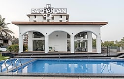 Swimming Pool 1