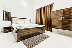 2 Comfy Bedrooms Near Temple/Airport Set 1, Ayodhya