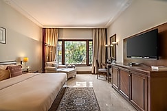 Sliceinn Gulmohar, Near international Airport., Bangalore