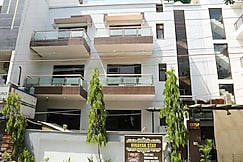 Vinayak Stay Sector 43, Gurgaon