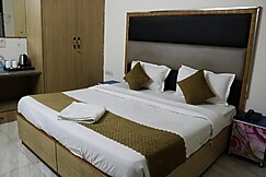 Vinayak Stay Sector 43, Gurgaon