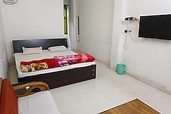 Hotel O Couples Hotel, Jamshedpur