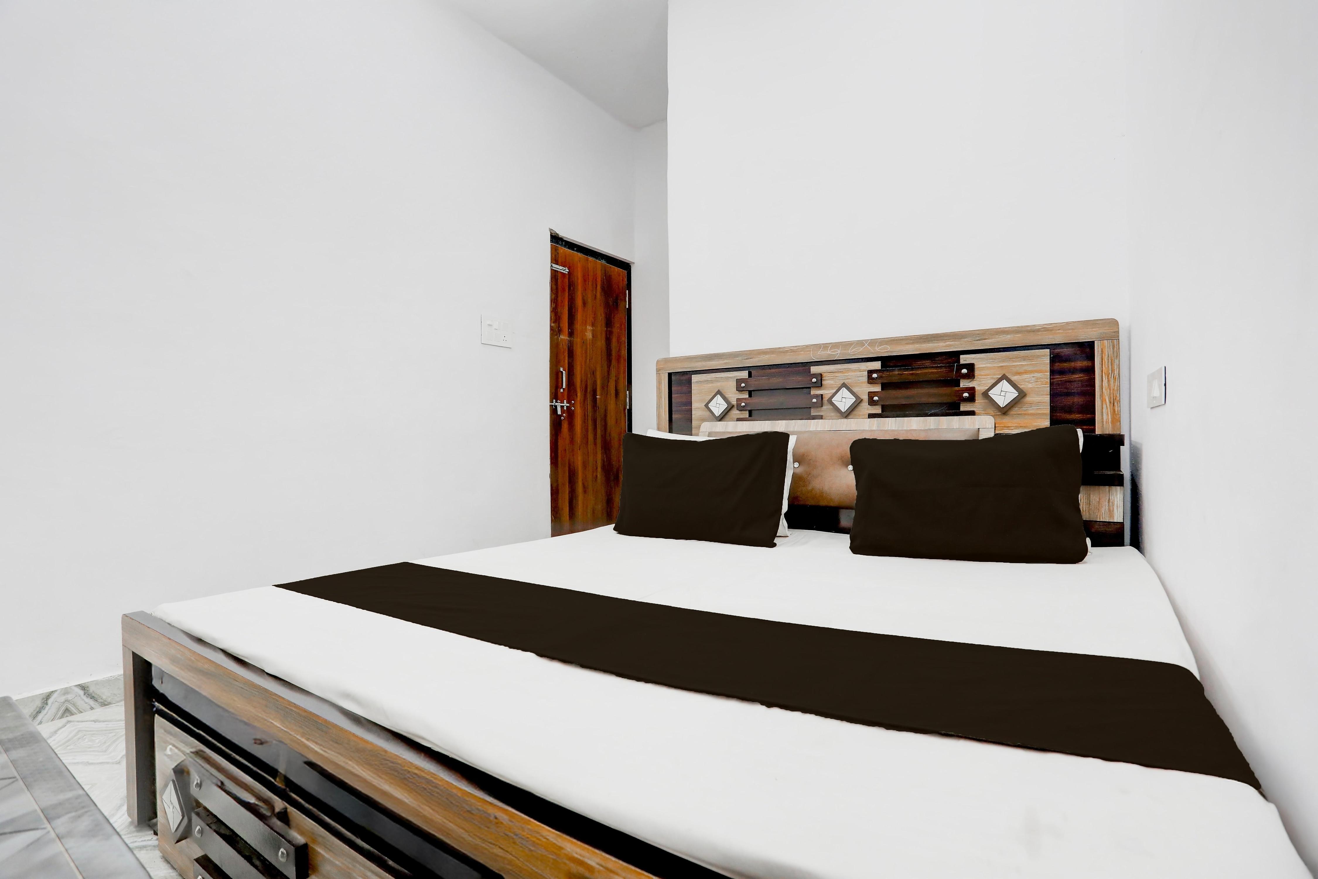 Hotel O Rajeshwari Guest House - Tap to explore photos