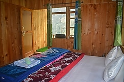 Mounting hutt, Jibhi