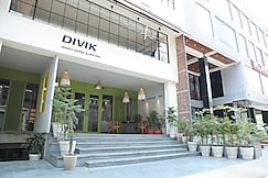Divikaparthotel