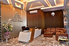 Hotel Blue Stone, Kanpur
