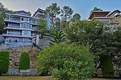 Whistling Pines Kasauli, Zirakpur