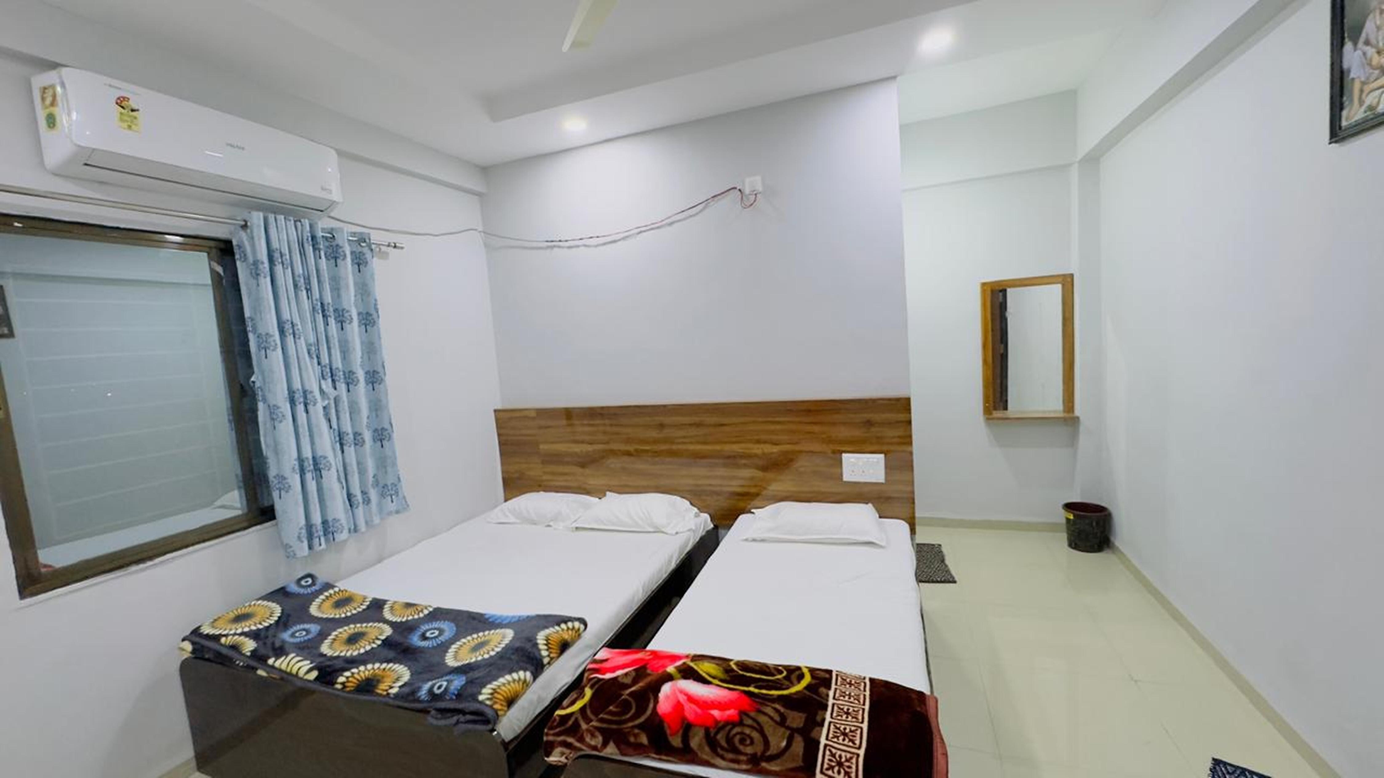 3 Bed Non AC Room 1