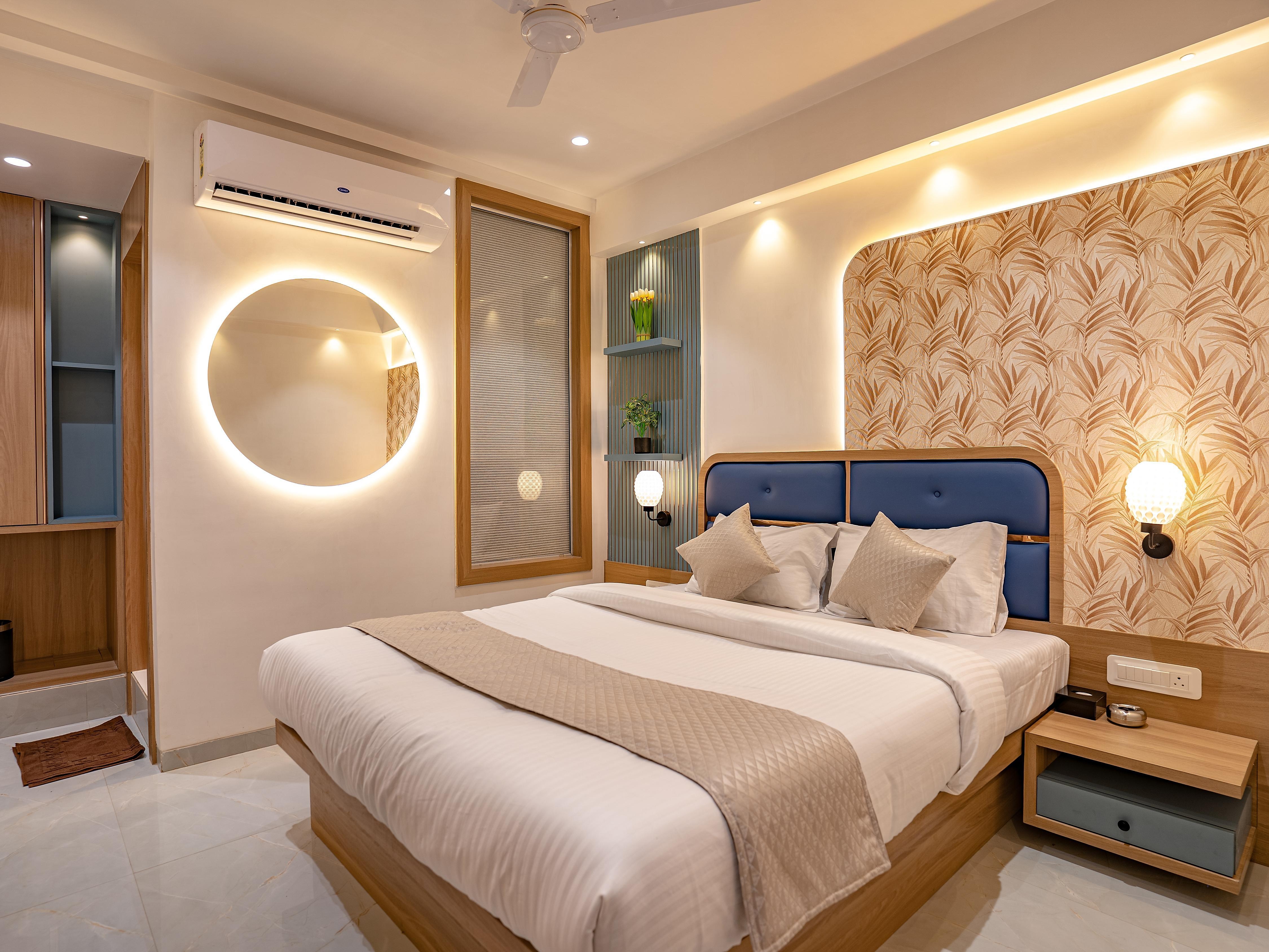 Hotel Supreme Inn - Tap to explore photos