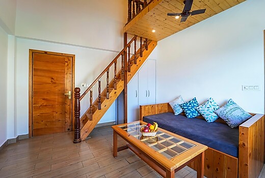 Paddy Duplex Landour | 1 Km From Mall Road