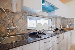 Toddy - Duplex with Kitchen | 1Km from Mall Road, Mussoorie