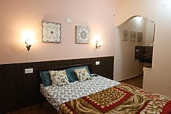 Shiv Homestay, Lucknow