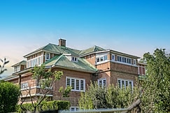 SaffronStays Awakening- Suite, Srinagar