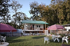 Majhaun Miracles, Dehradun