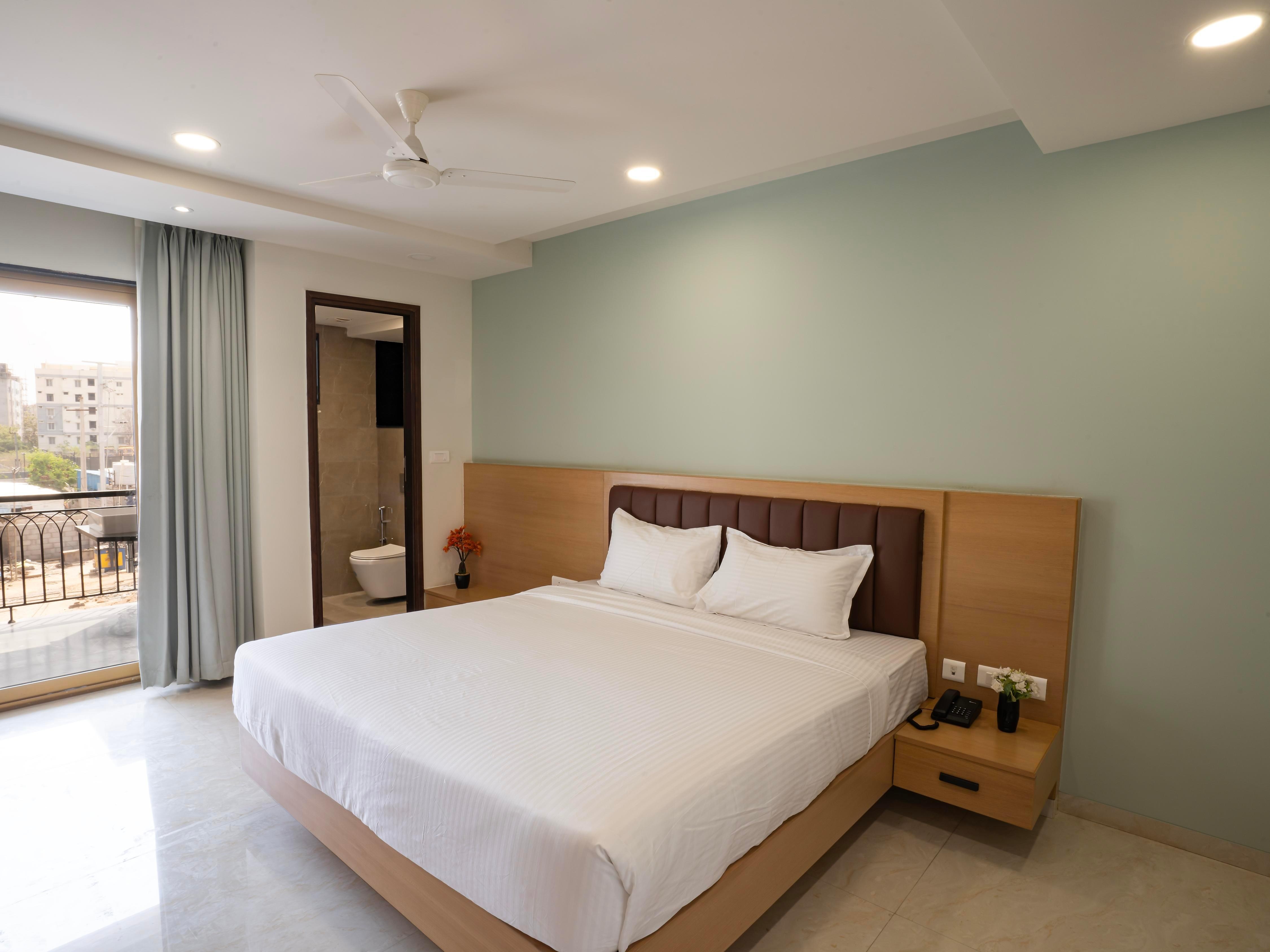 Hotel Orchids Suites kokapet - Tap to explore photos
