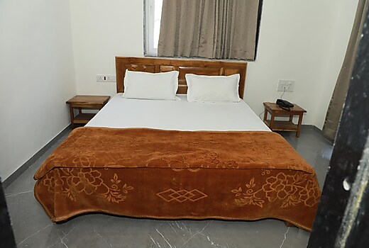 Hotel Rajmahal Palace - Bhimashankar