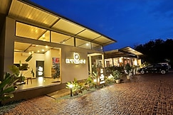 B Town Resort Near Infopark Kakkanad, Muvattupuzha
