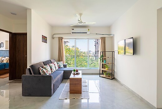Vibrant, Elegant 2BHK apt near BKC