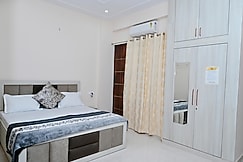 Maa Ganga Homes (No Unmarried couples), Rishikesh