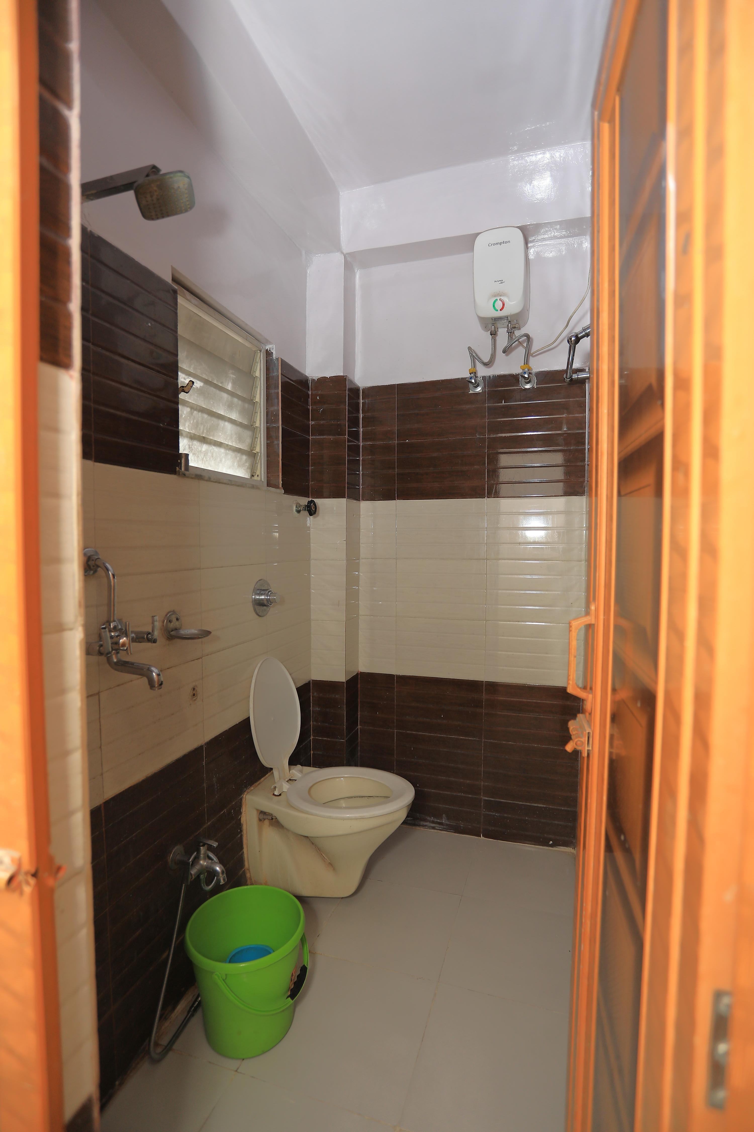 Deep Guest House Khidirpur - Tap to explore photos
