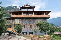 WOW STAYZ2 The Shaurn Resort, Manali