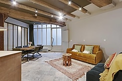 Elegance & charm in Duplex 3BR/8P - Heart 'Marais', Paris