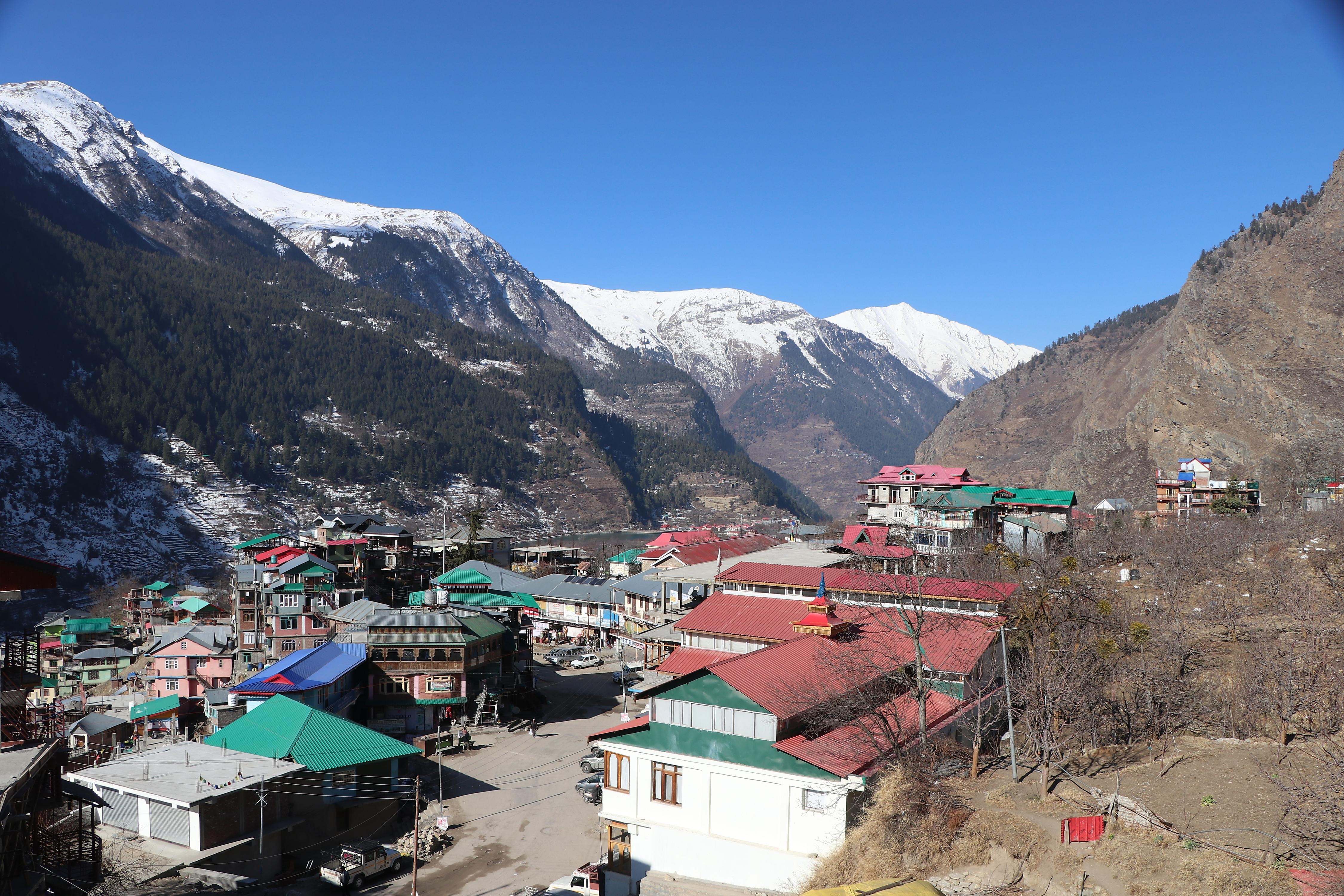 Htel Sangla Retreat - Tap to explore photos