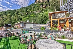 Hotel Ekaanth By Paradise Chateau Manali, Manali