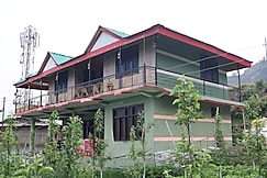 Bhaskar Villa, Sainj