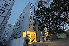 White ridge premium hotel hitech city