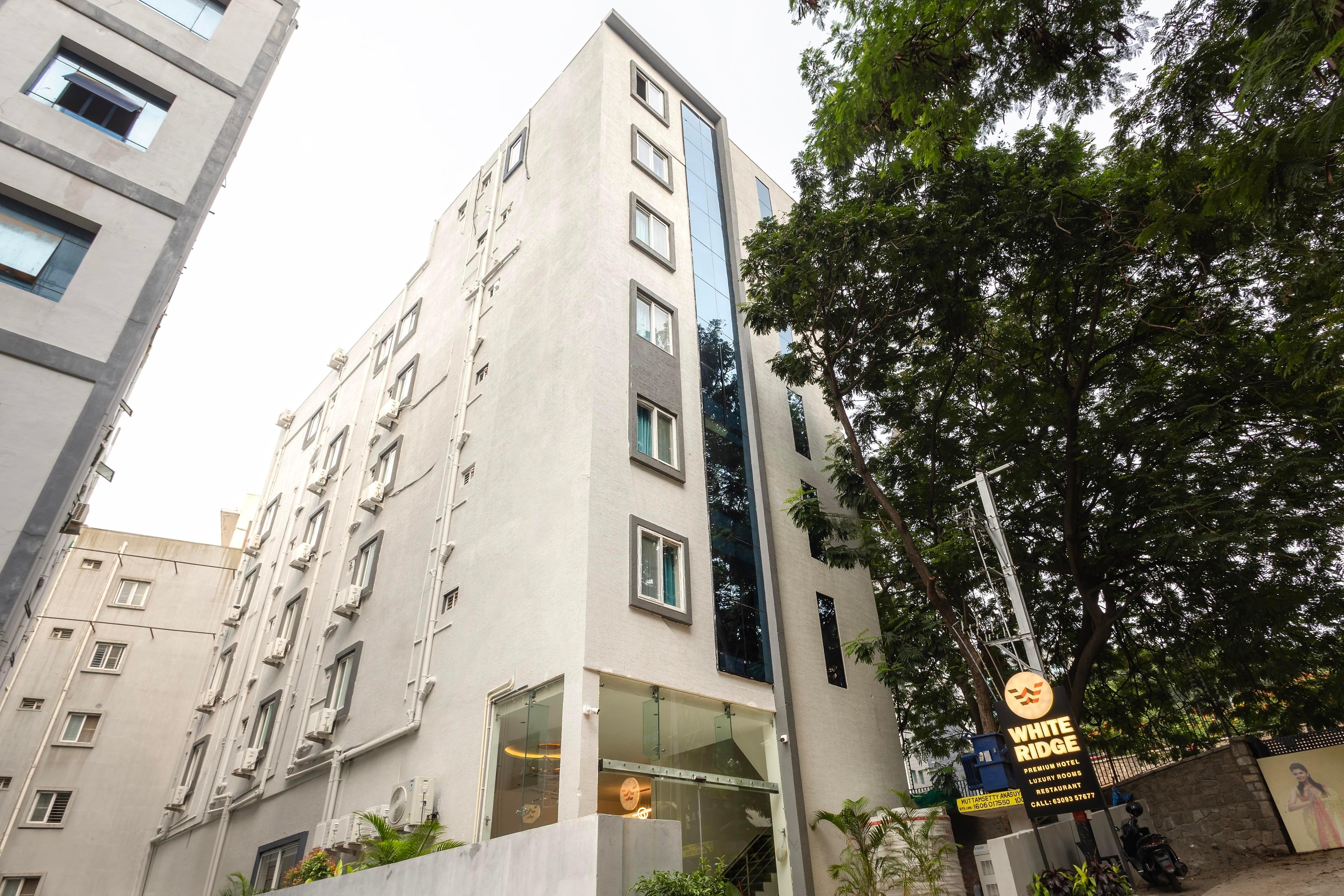 White ridge premium hotel hitech city - Tap to explore photos