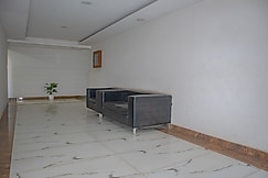 Z Express Kingstown, Pune