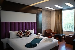 AirportHotel Park Blue@ Yashobhoomi By RMR Hotels., दिल्ली