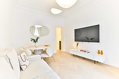 Charming 2BR/6P - Eiffel Tower, Paris