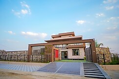 KD Farms |Entire 3 BHK with Pool, Jaipur