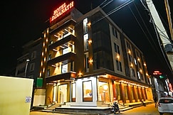 Hotel Dinanath, Khatu