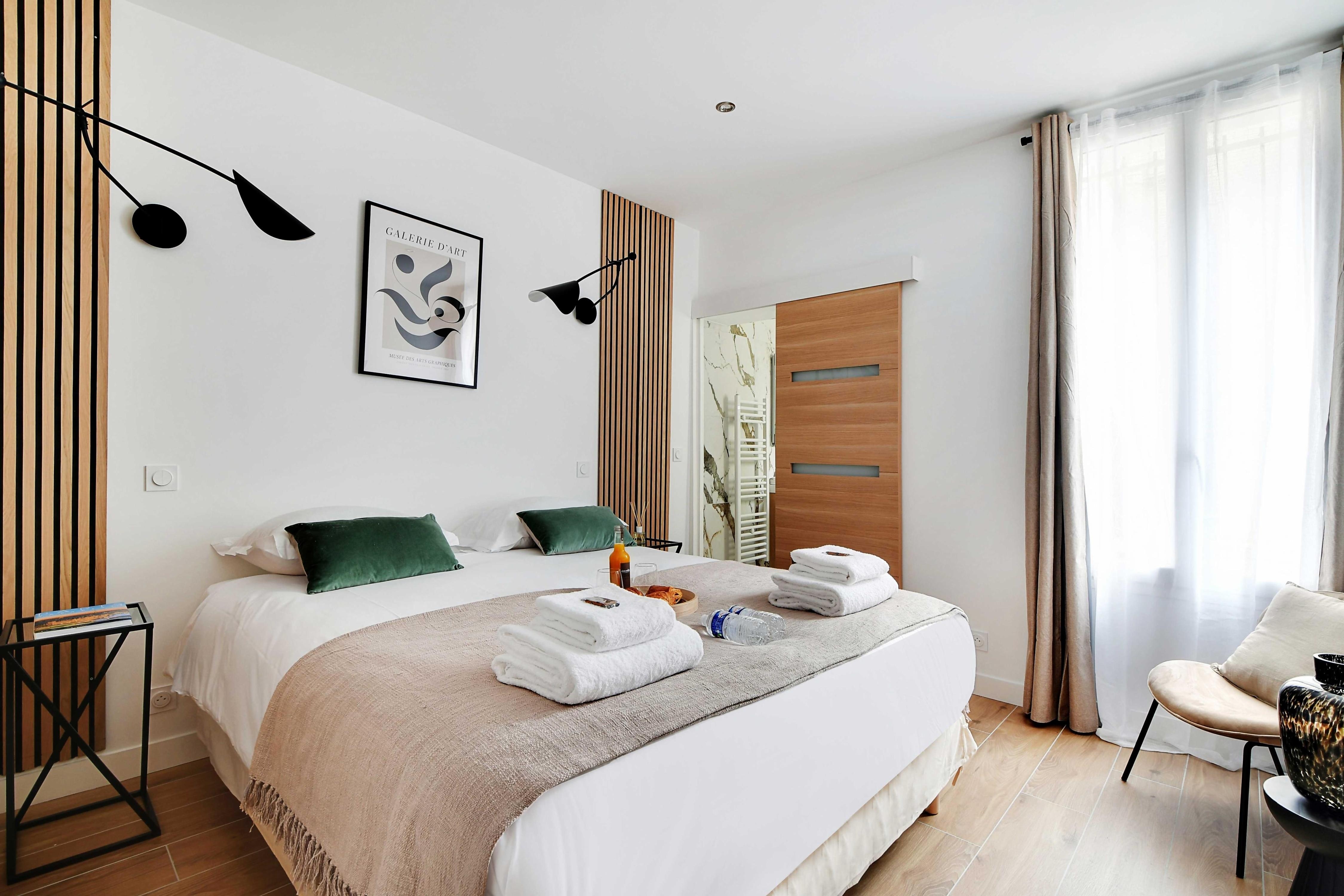 Welcoming apartment - 1BR/4P - Sacre-Coeur - Tap to explore photos