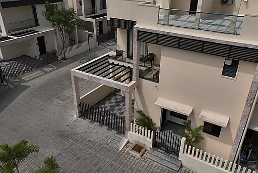 Estro Villa Aster