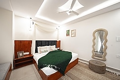 Humming Bird Rishikesh, Rishikesh