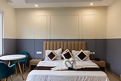 Sub Urban Banquets Hotel and Bar, New Chandigarh