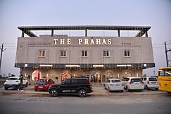 The Prahas Restaurant & Garden, Datia
