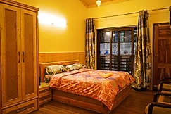 Hearth Cozy 2BHK Near Mall Road & Naini Lake, Nainital