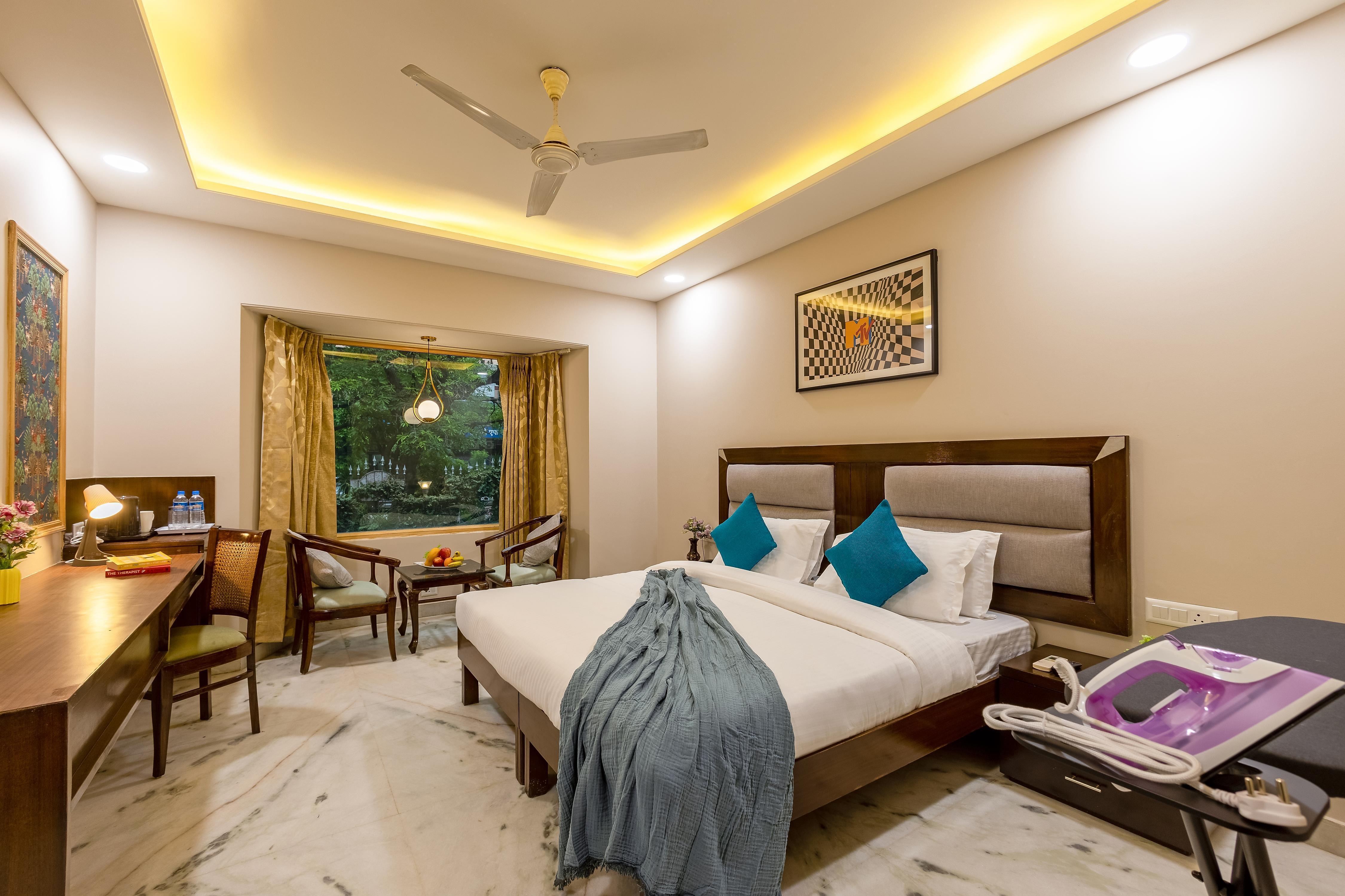 Flxho Tribe - Bespoke Hotel - Arjun Marg | 10 mins from Cyber City - Tap to explore photos