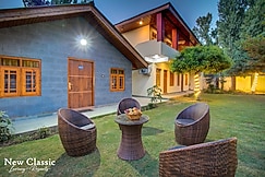 New Classic Luxury Resort, Srinagar