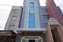 HOTEL DWARKADHISH, Chomu
