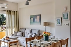 tisyastays | Green Escape 2BHK Apartment with Pool & Gym , Close to beach, Goa