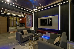 The Dark Panther Noir   Your Homely Studio, Greater Noida