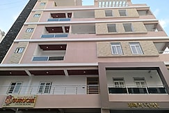 Orraica Stays Aurum Vajra, Gajwel