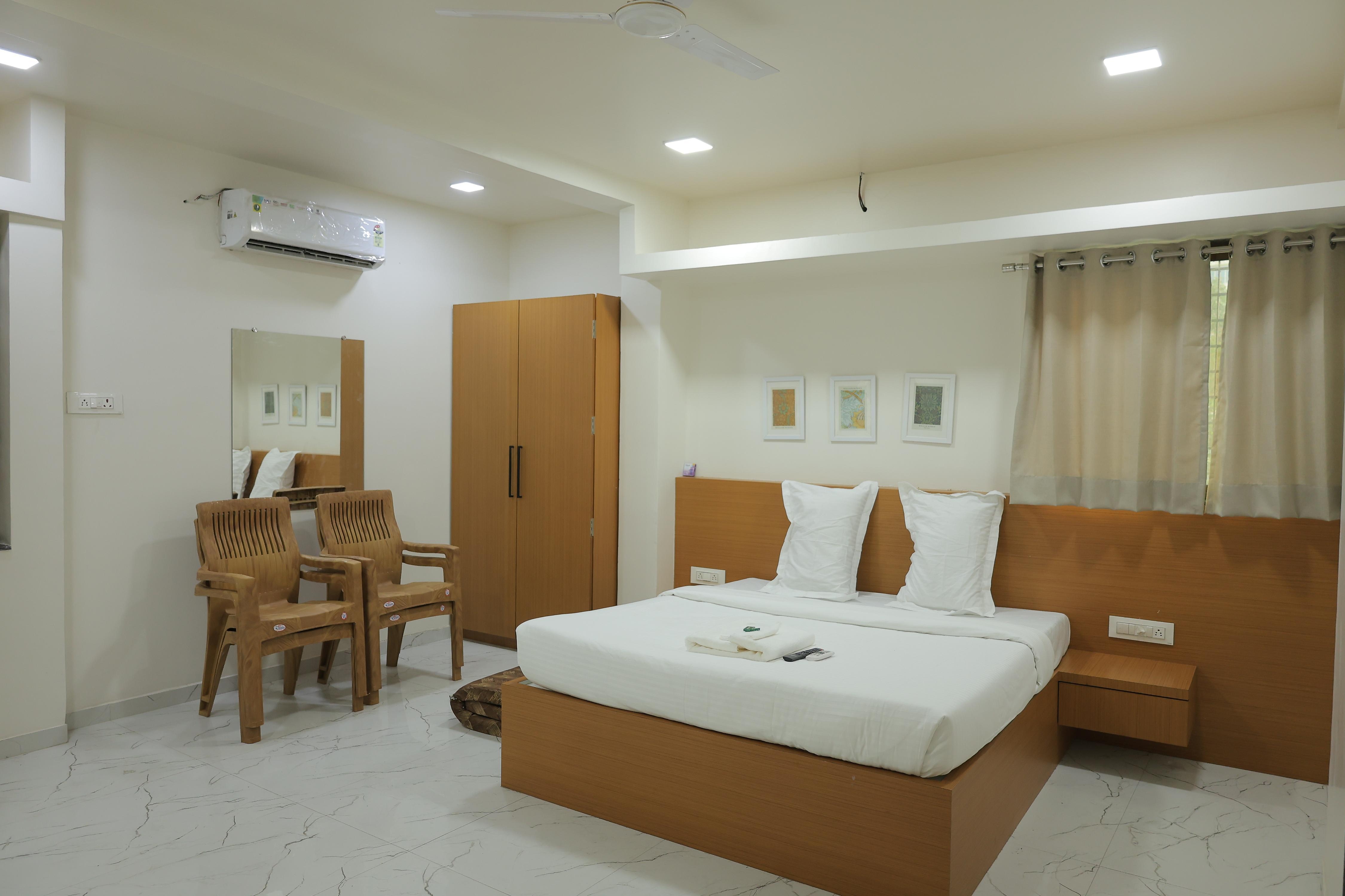 Deluxe Room with Relaxing ambiance 1